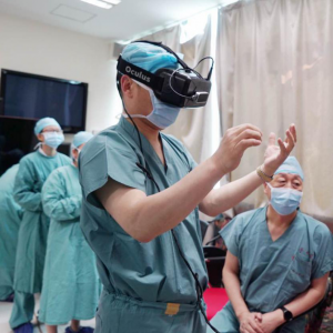 VR手术+智慧现实虚拟临床教学